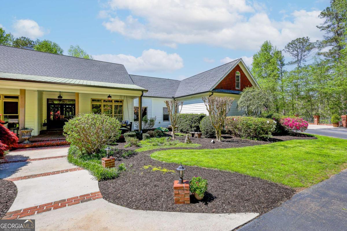 6795 Dawg Ridge