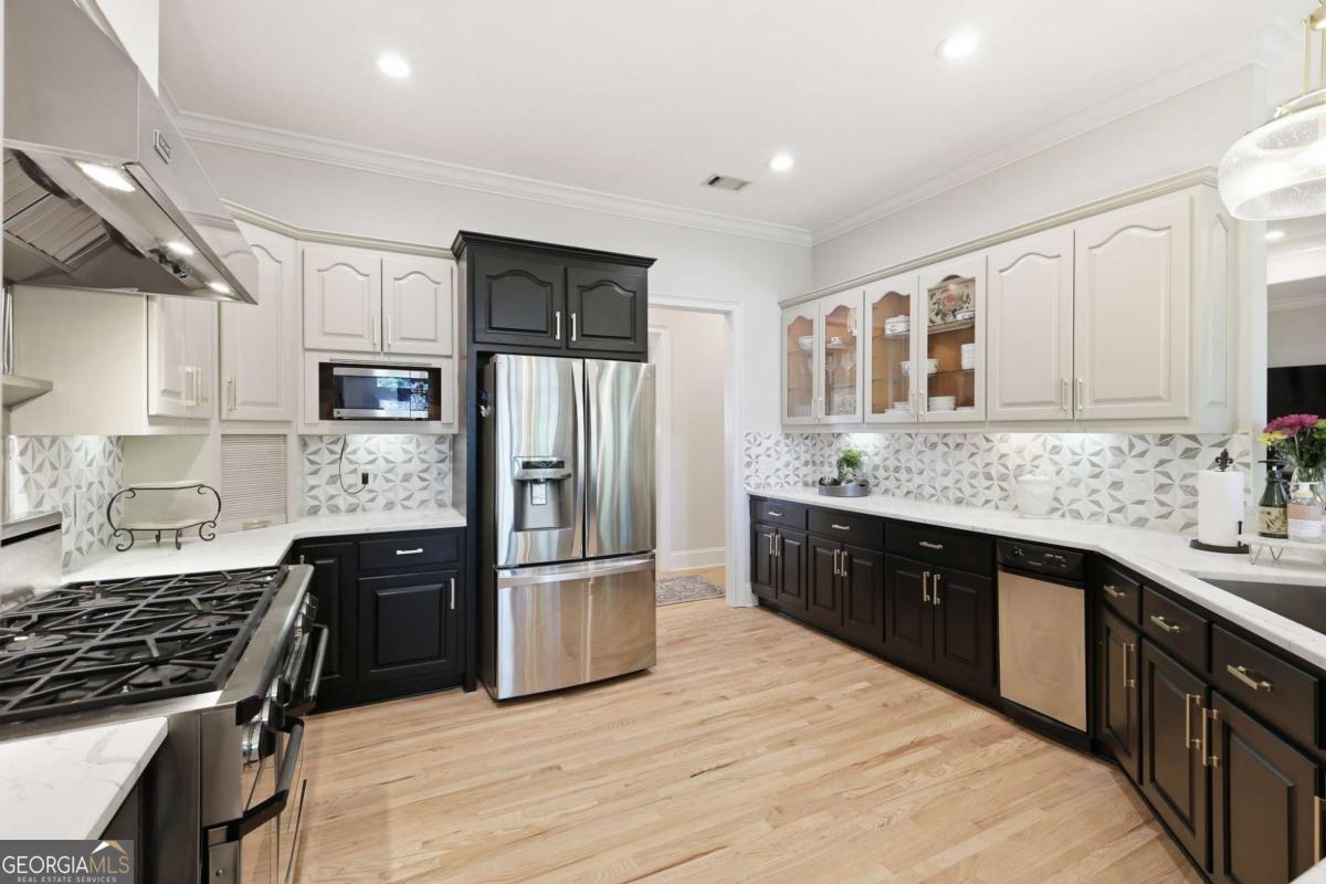 6795 Dawg Ridge
