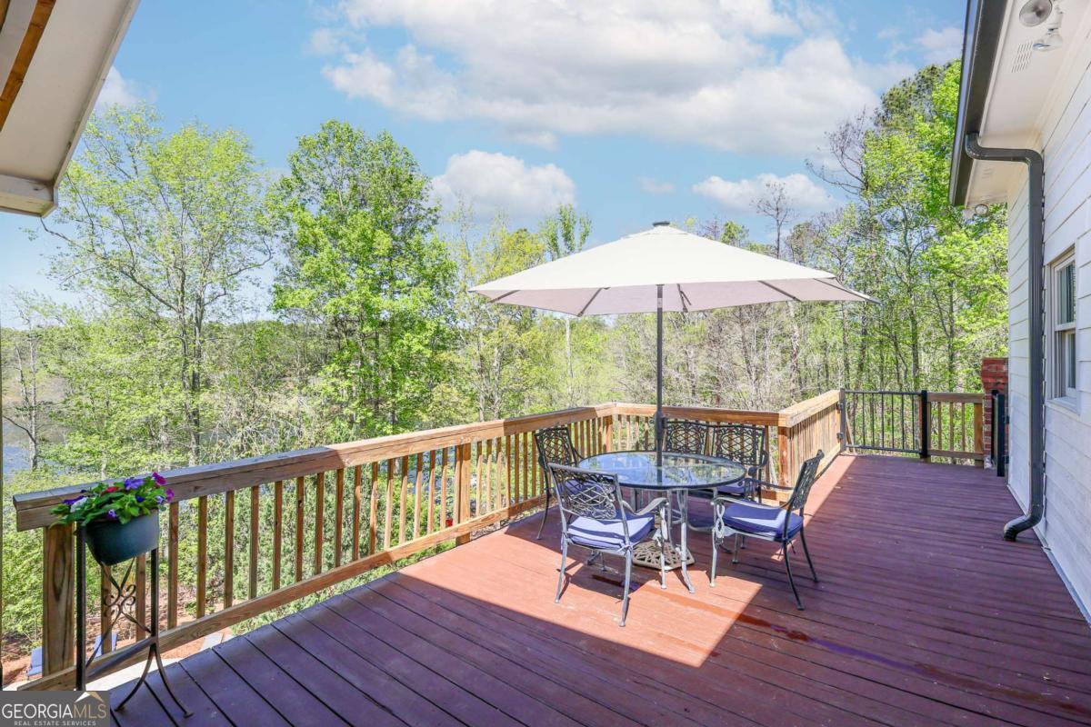 6795 Dawg Ridge