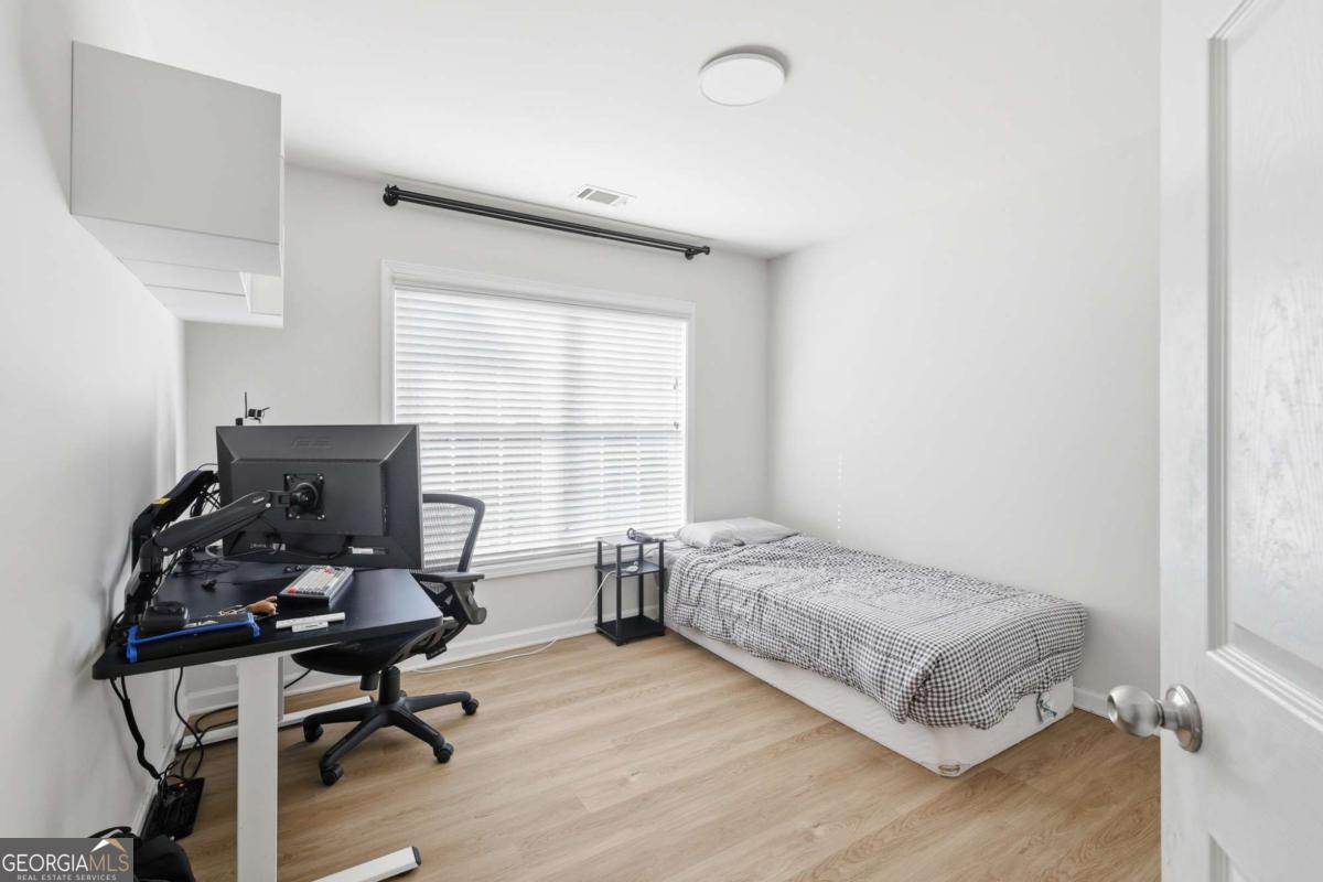 2252 Jasmine Glenn Drive