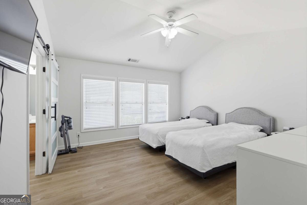 2252 Jasmine Glenn Drive