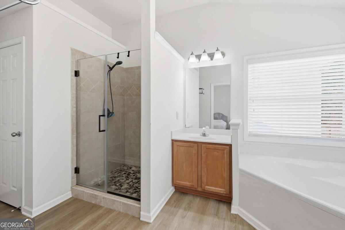 2252 Jasmine Glenn Drive