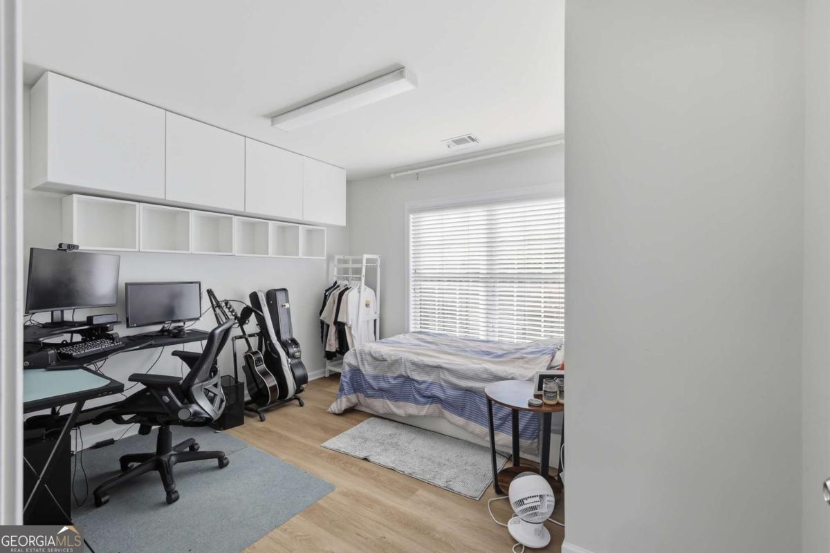 2252 Jasmine Glenn Drive