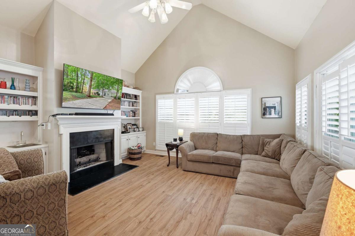 330 Hughes Branch Close
