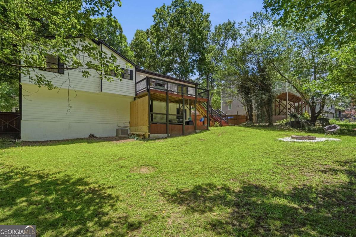 242 Muddy River Road
