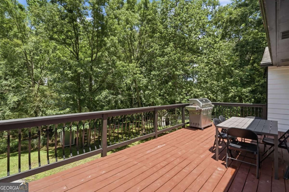 242 Muddy River Road