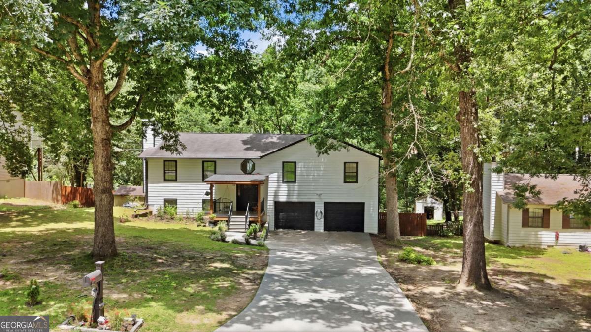 242 Muddy River Road