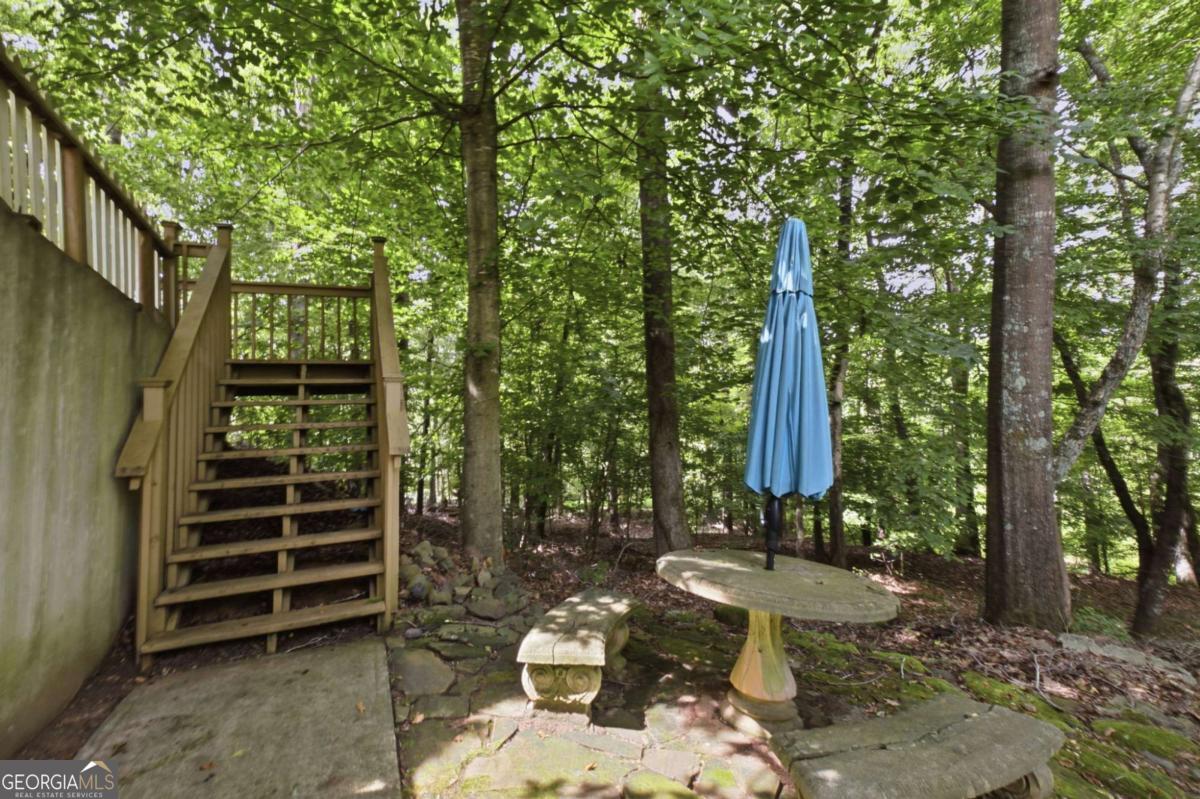 1220 Peachtree Road
