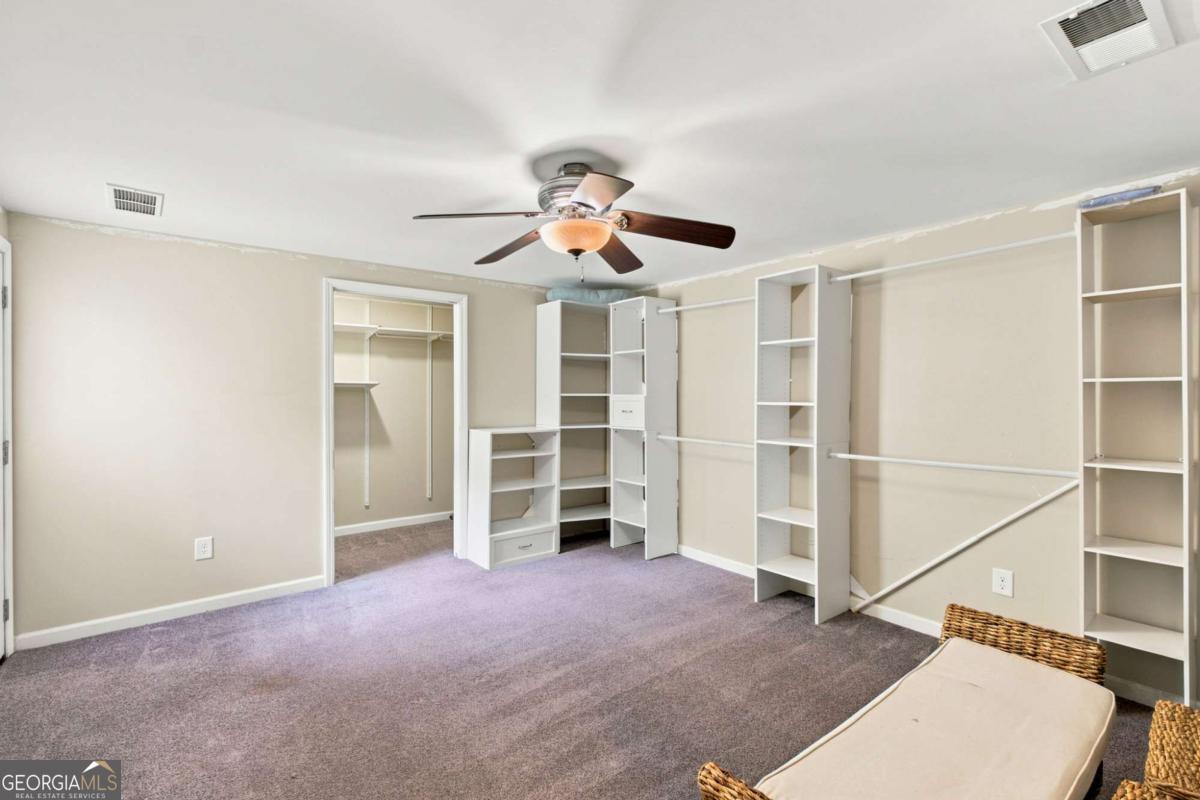 1220 Peachtree Road