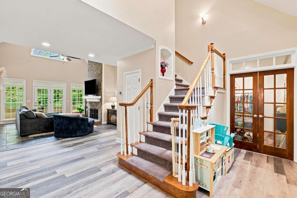1220 Peachtree Road