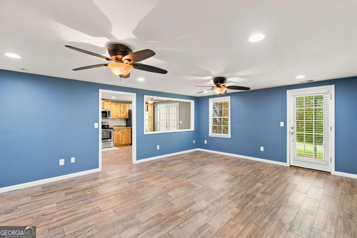 1220 Peachtree Road
