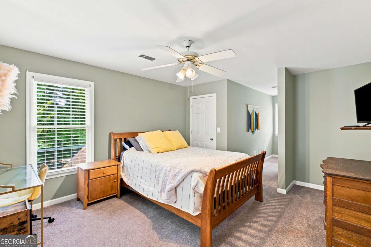1220 Peachtree Road