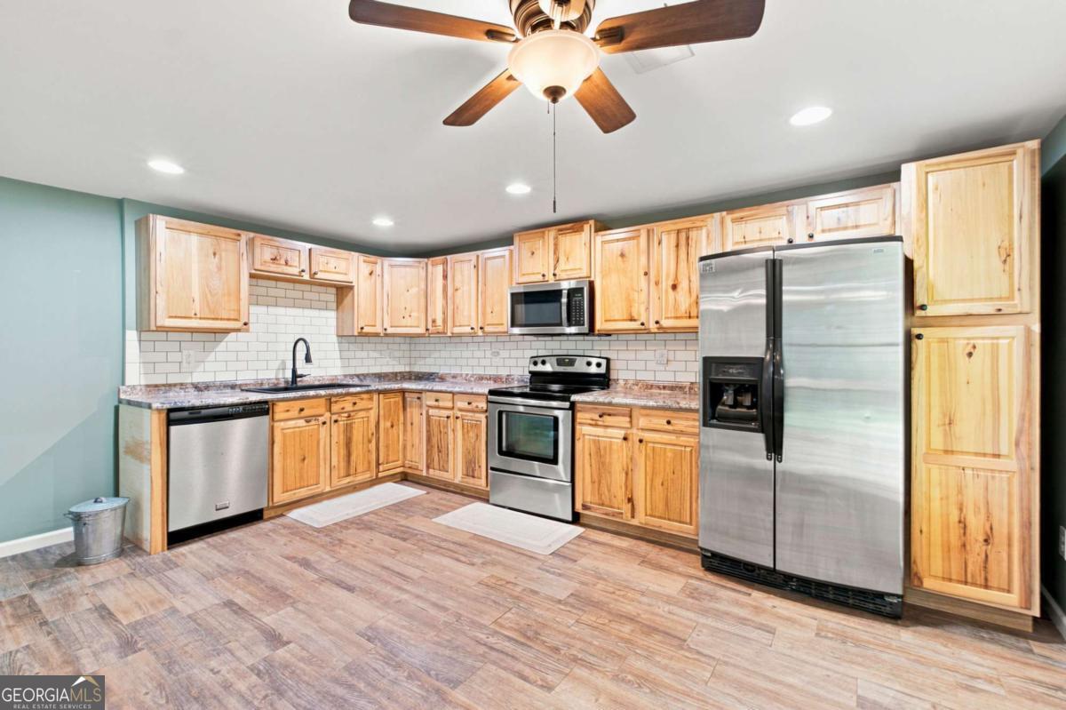 1220 Peachtree Road