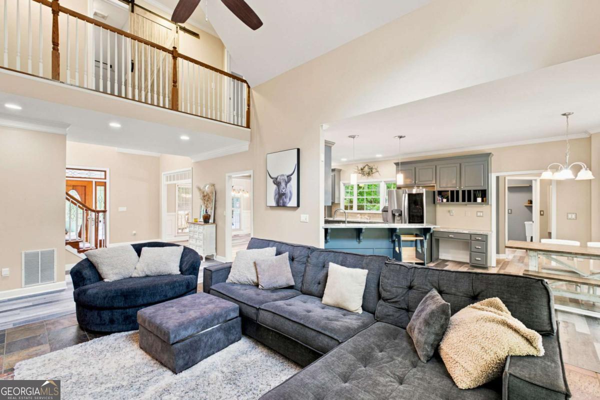 1220 Peachtree Road