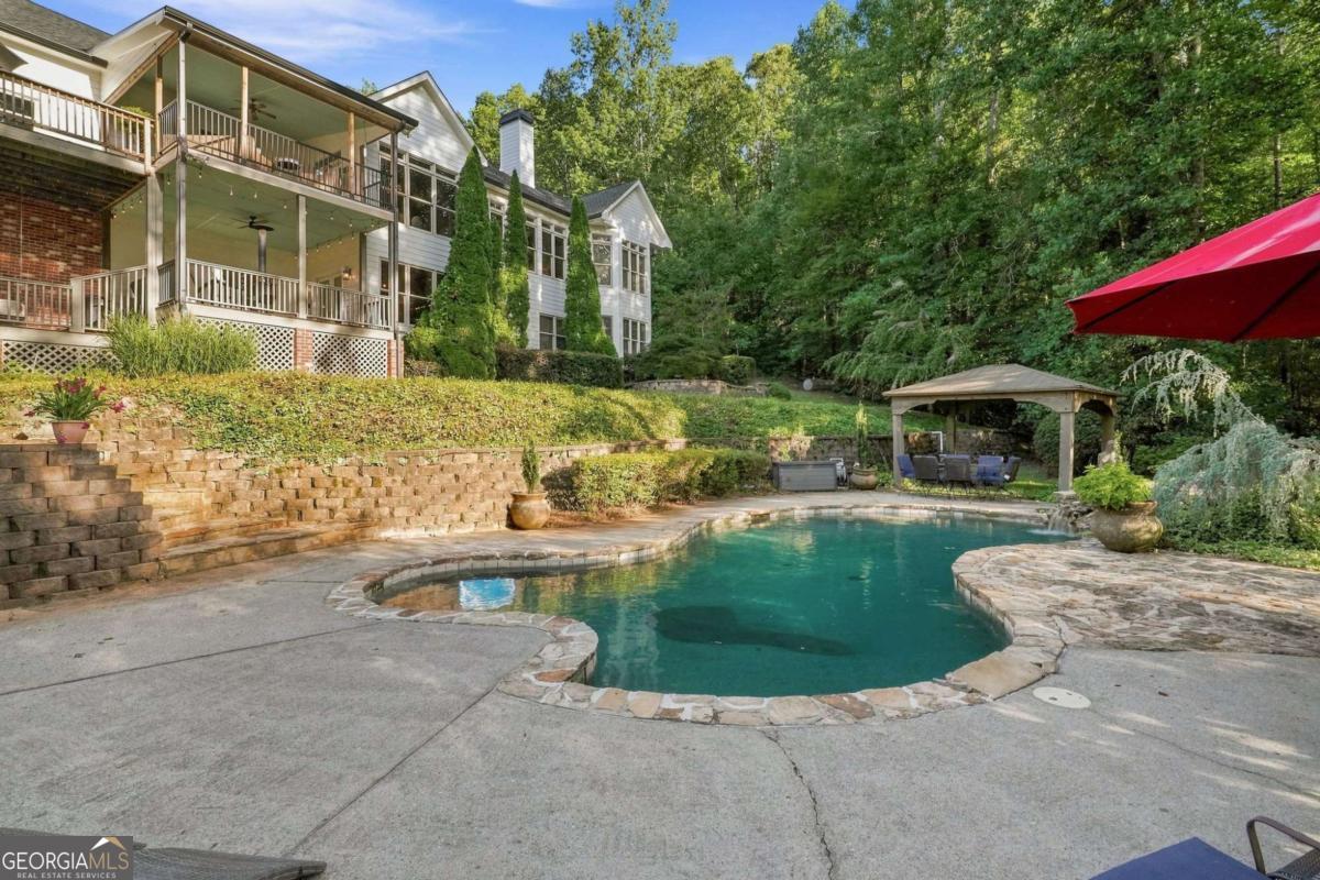 6795 Dawg Ridge