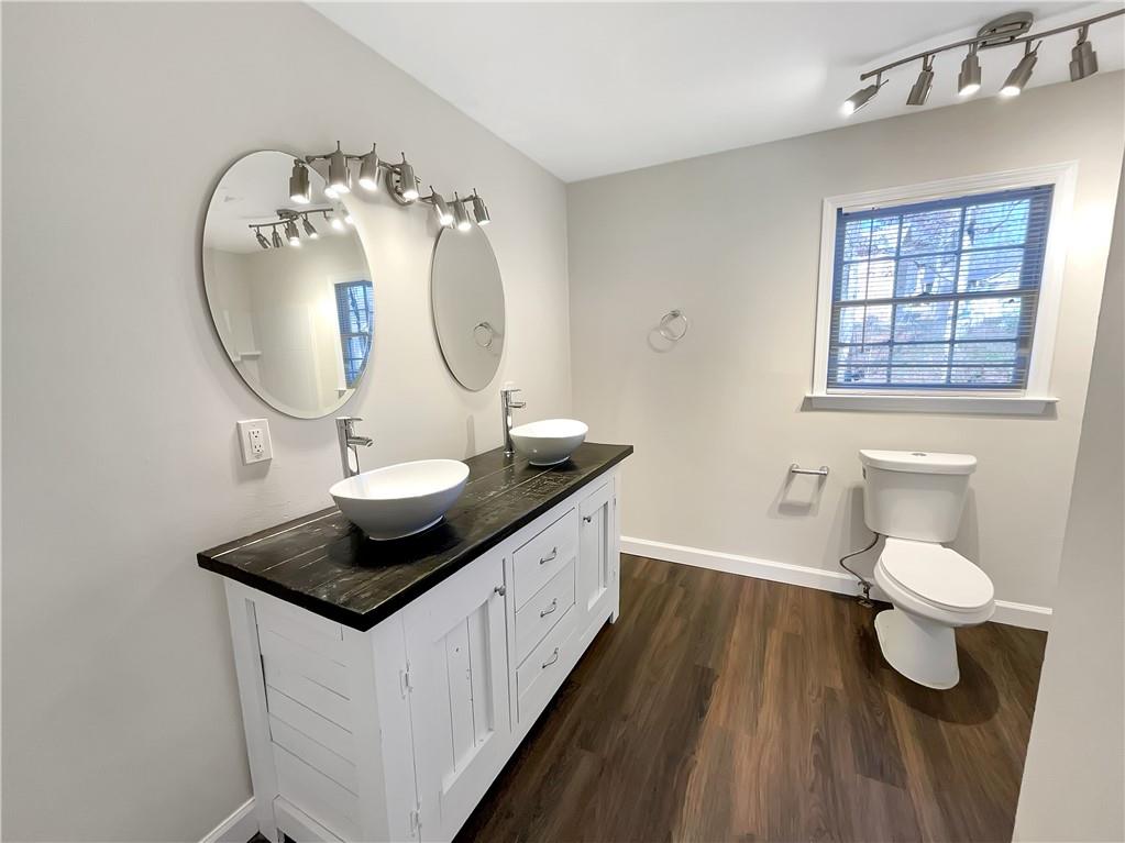 1 Sweetwater Parkway