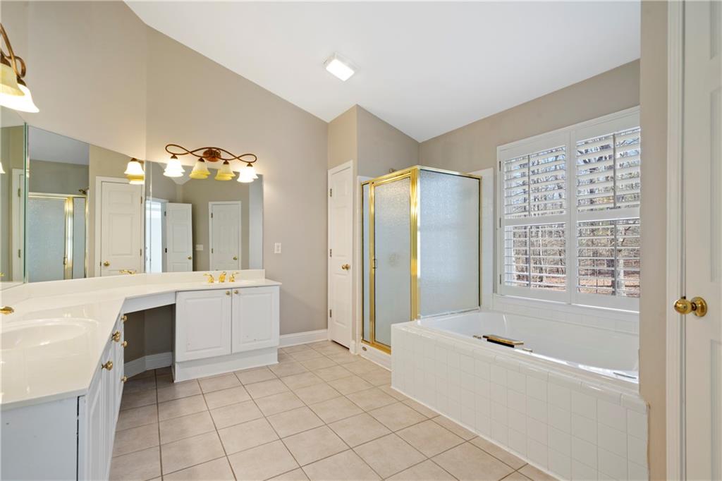 1315 Mountain Ivey Court