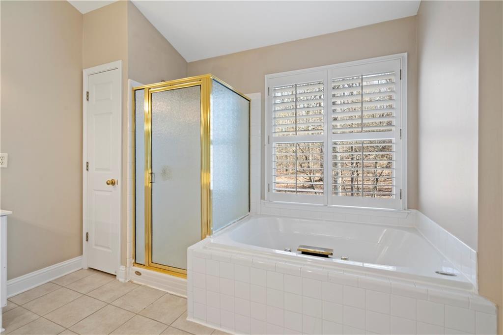 1315 Mountain Ivey Court