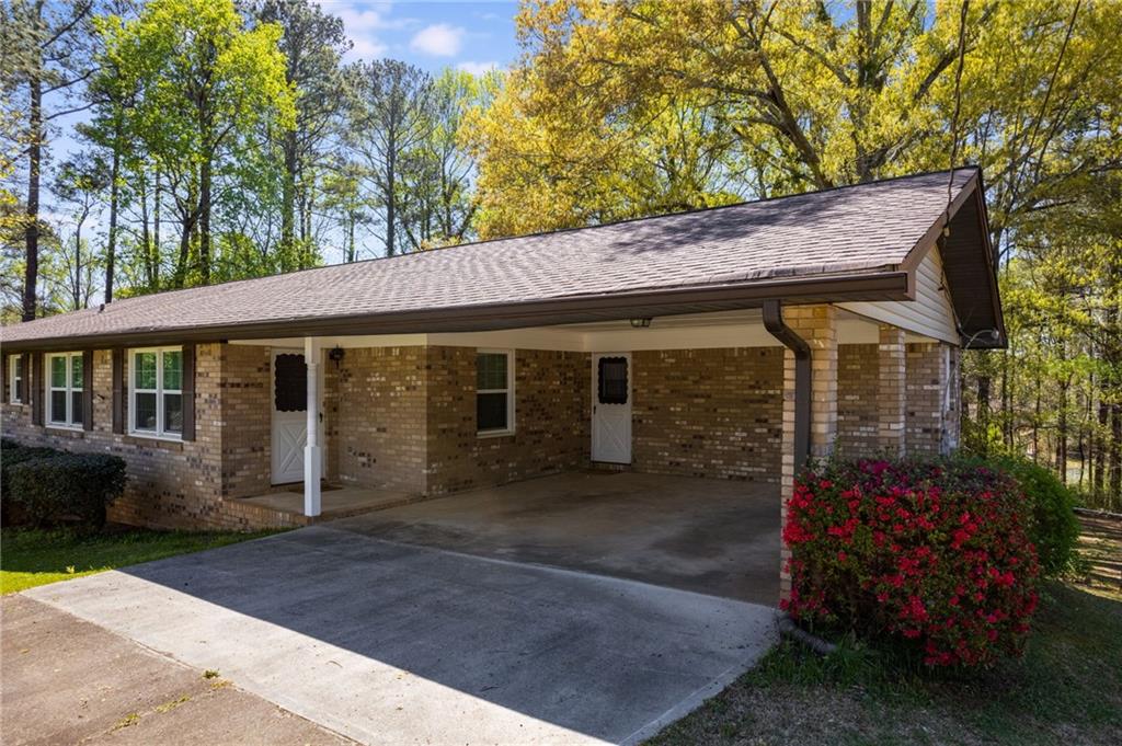 5746 Woodland Drive