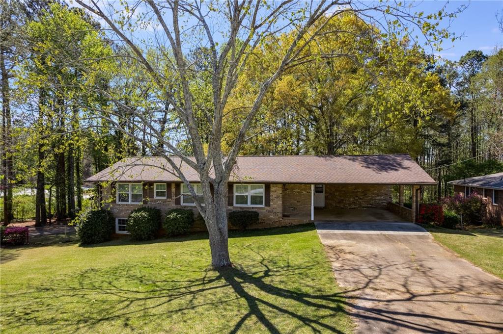 5746 Woodland Drive