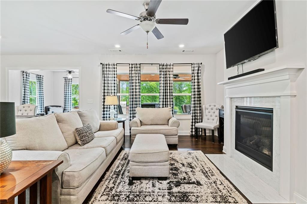 3475 Summerdale Walk