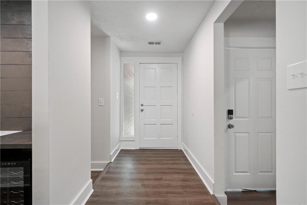 10 Saratoga Drive