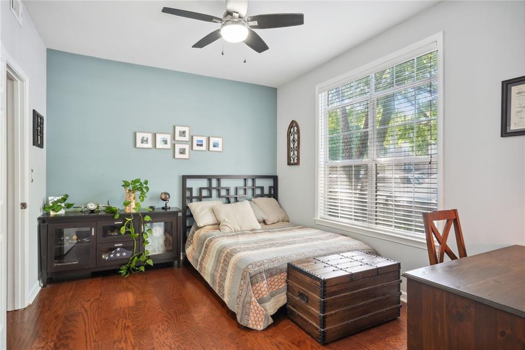 507 Mcgill Park Avenue NE