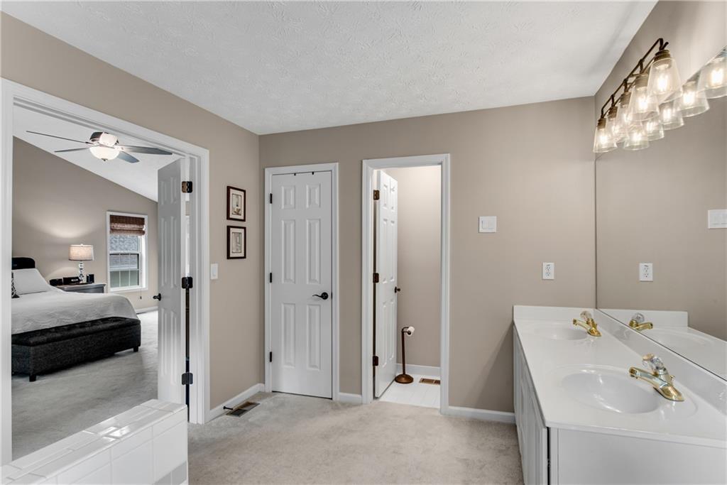 5765 Newberry Point Drive