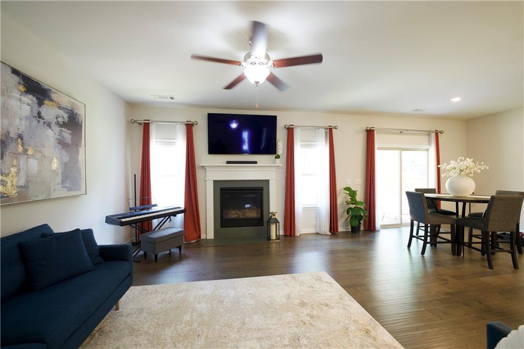 1864 Azure Grove Court