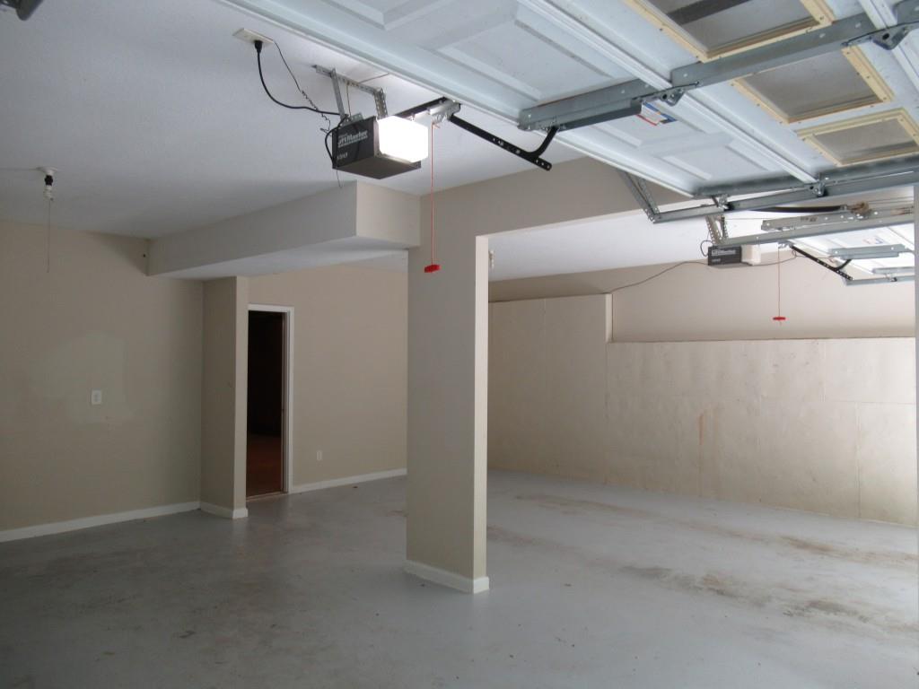 211 Shadow Hills Lane