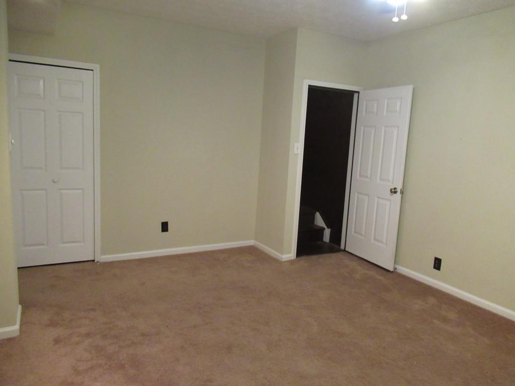 211 Shadow Hills Lane