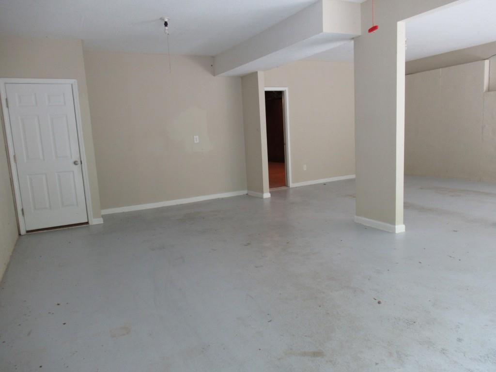 211 Shadow Hills Lane