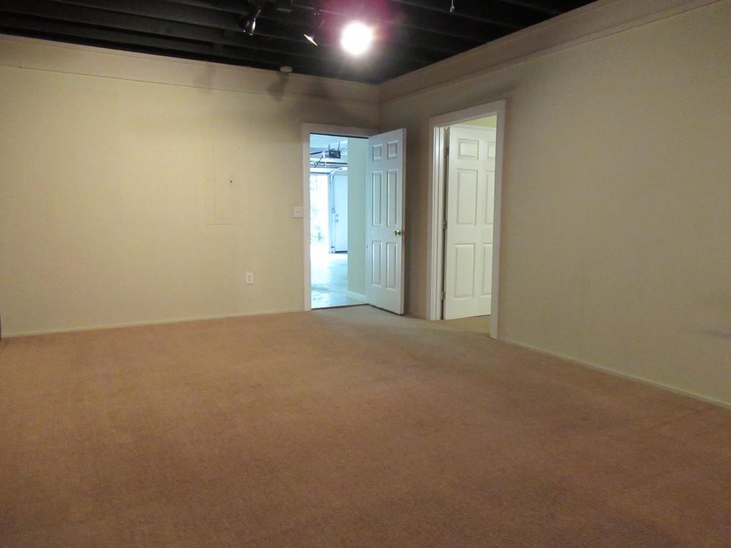 211 Shadow Hills Lane