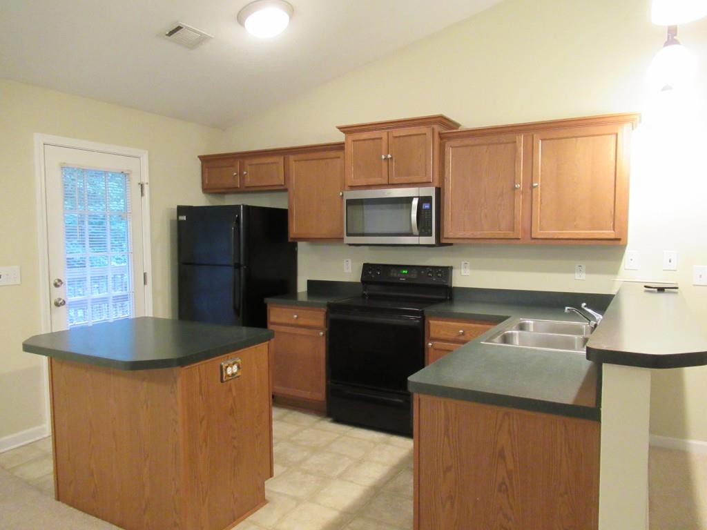 211 Shadow Hills Lane