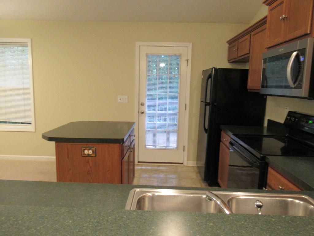 211 Shadow Hills Lane