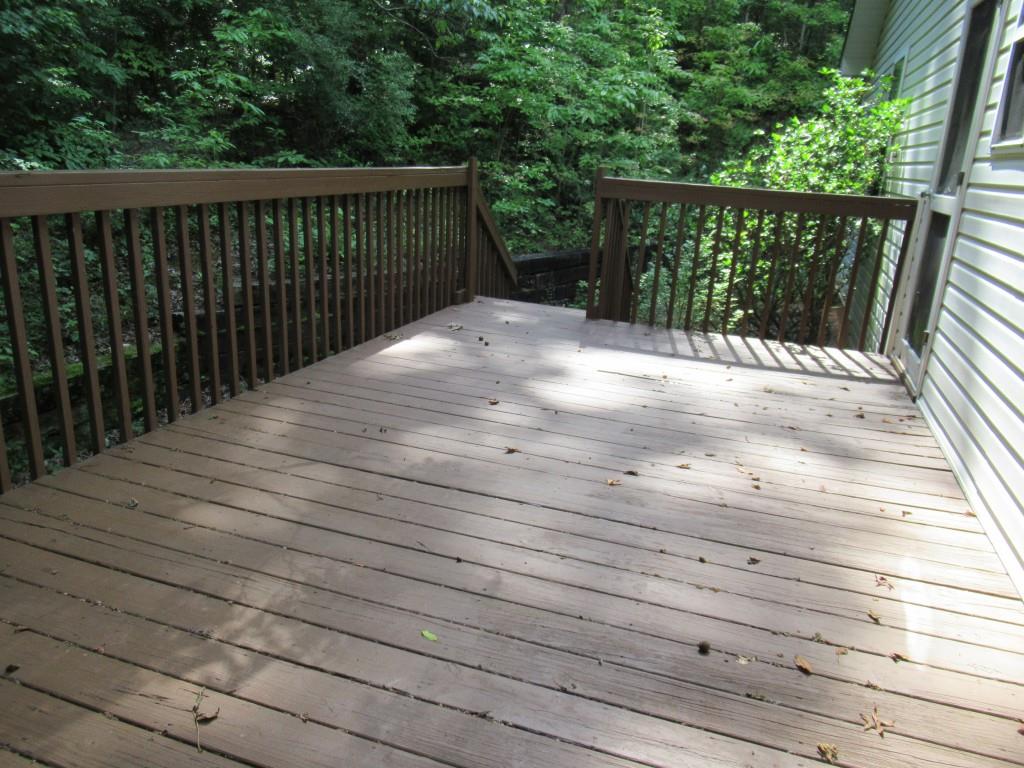 211 Shadow Hills Lane