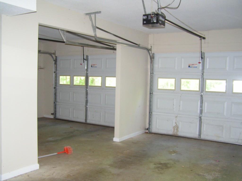 211 Shadow Hills Lane