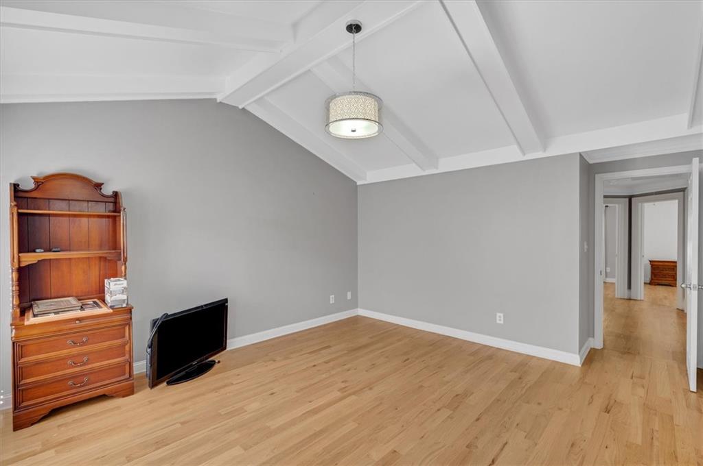 2249 White Alder Drive