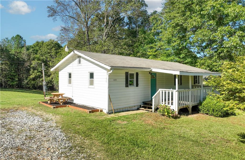 429 Moccasin Gap Road