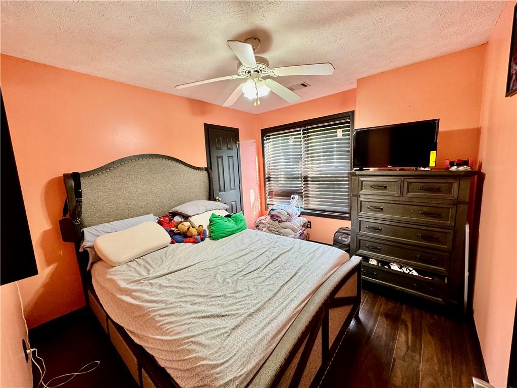 4554 Summerset Drive