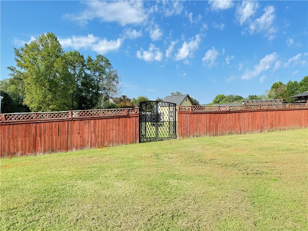 4554 Summerset Drive