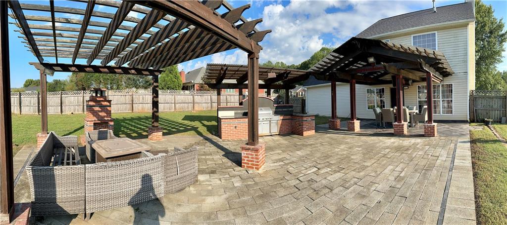 4554 Summerset Drive