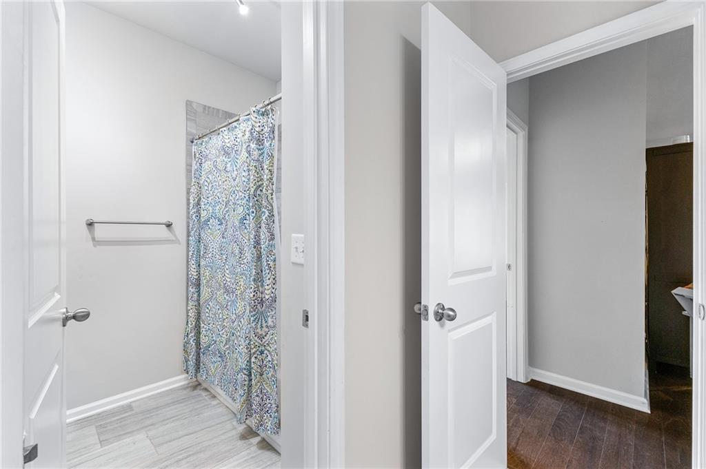 506 Suwanee Park Terrace