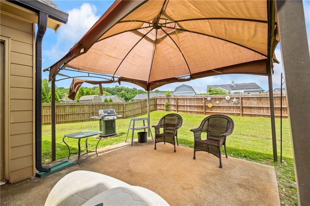 108 Lake Point Court