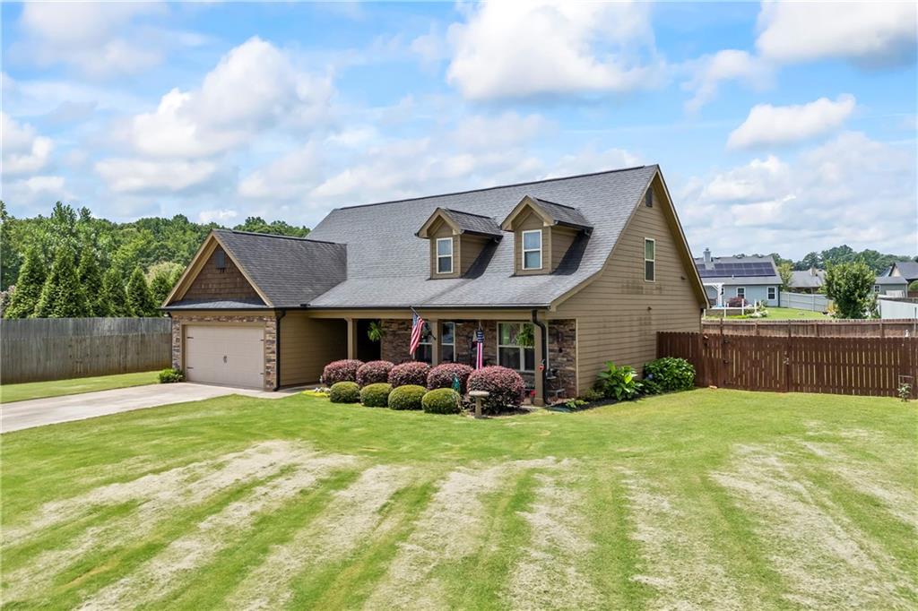 108 Lake Point Court