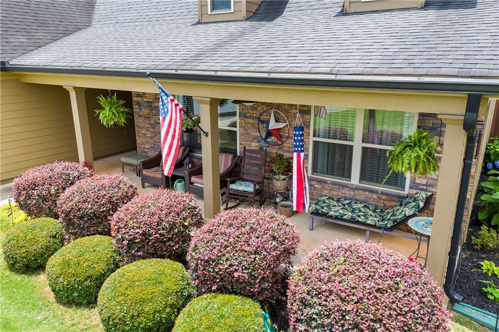 108 Lake Point Court