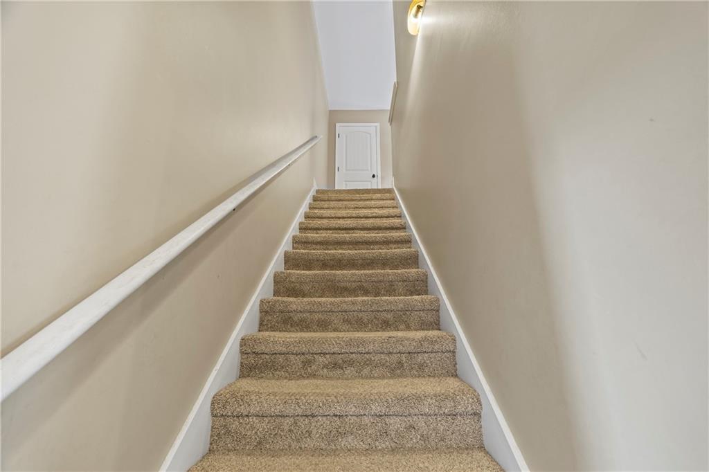 108 Lake Point Court