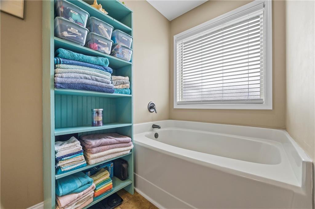 108 Lake Point Court