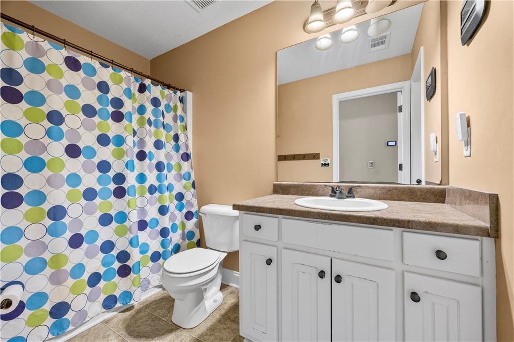 108 Lake Point Court