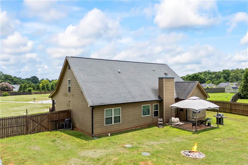 108 Lake Point Court